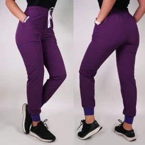 JOGGER ANTIFLUIDOS MORADO