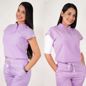 DELANTAL ANTIFLUIDO MODELO AMAPOLA LILA PASTEL-18