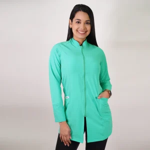 BATA CLÍNICA ANTIFLUIDOS VERDE PASTEL-17