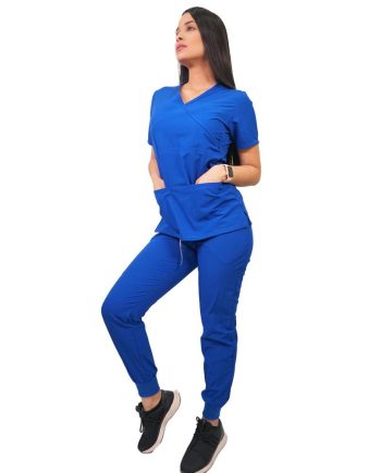 Conjunto antifluidos azul rey con jogger