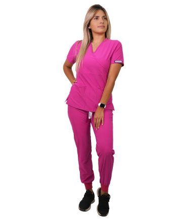Conjunto antifluidos fuscia con jogger