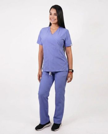 Conjunto antifluidos celeste-pantalon recto