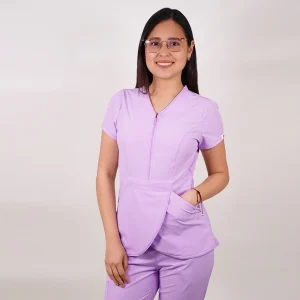 DELANTAL ANTIFLUIDO MODELO TULIPAN CON CIERRE LILA PASTEL-18