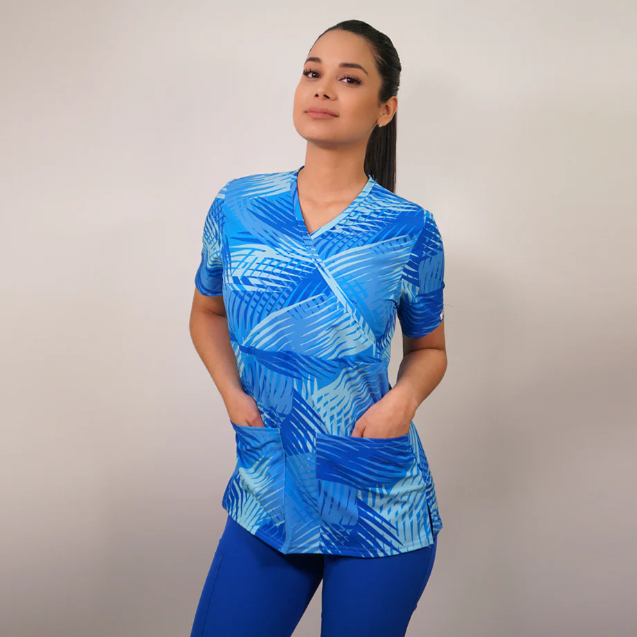 Delantal antifluido mujer estampado.2381 liquidacion