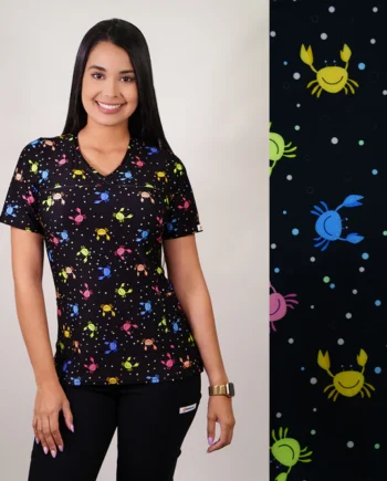 Delantal mujer tela elasticado estampado cangrejos.fondo negro 2502