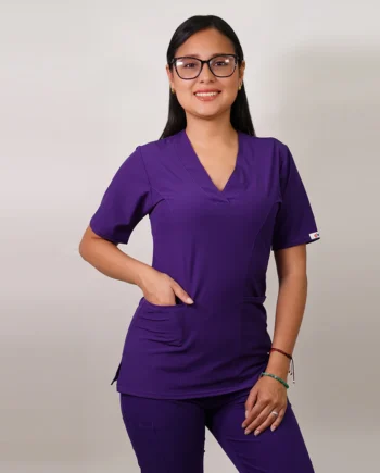 Delantal antifluido clasico morado-4