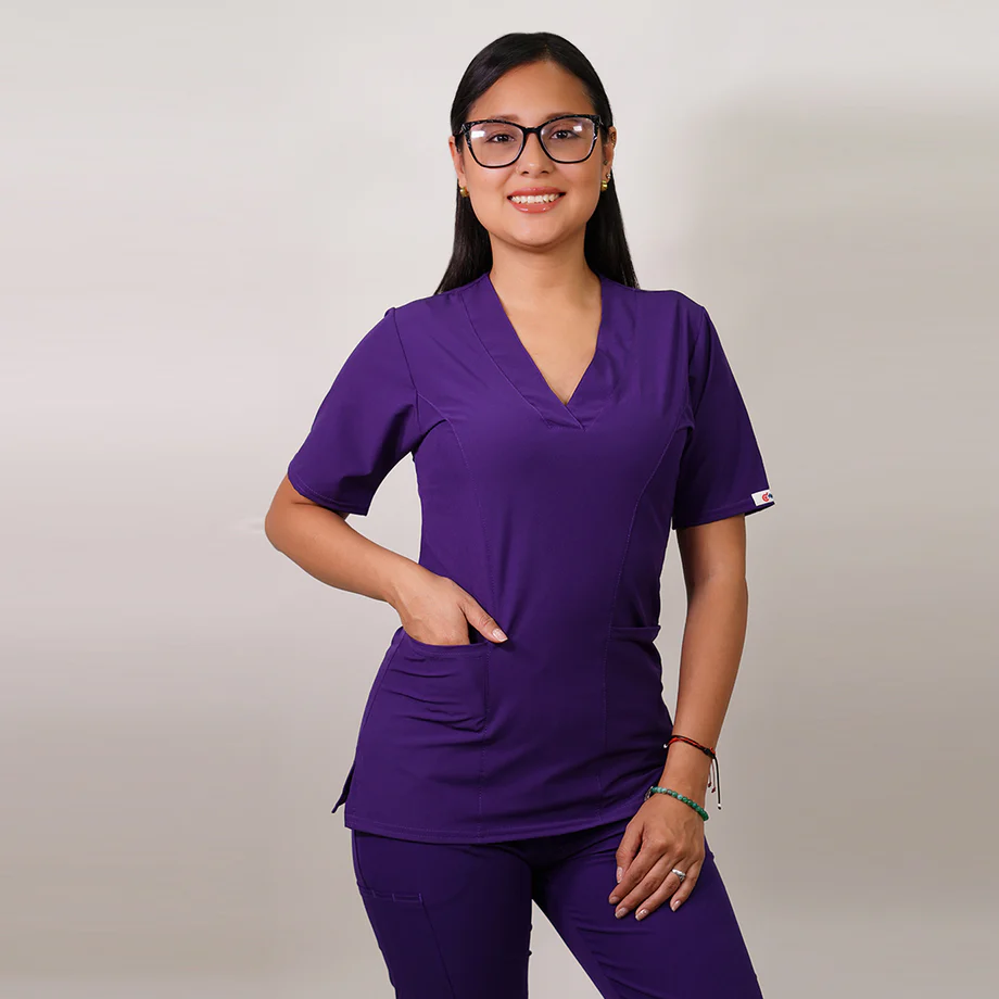 Delantal antifluido clasico morado-4