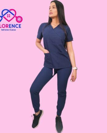 Conjunto antifluidos azul marino con jogger