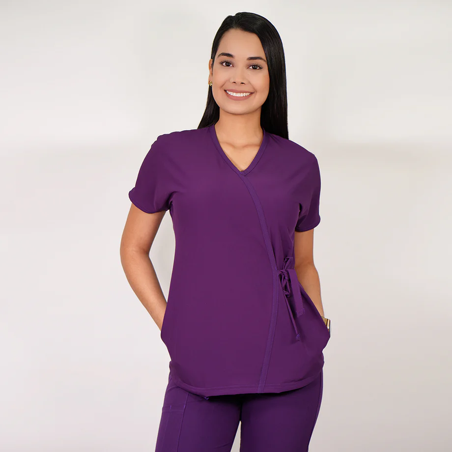Delantal antifluido modelo azucena morado-4