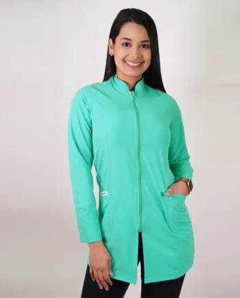Bata clínica antifluidos verde pastel-17