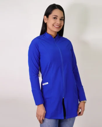 Bata clínica antifluidos azul rey-2