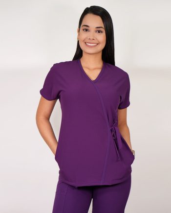 Delantal Clínico Mujer Anti Fluidos Azucena. Morado - Art. Azucena